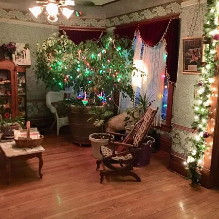 Scarlett House Victorian B & B Janesville Esterno foto