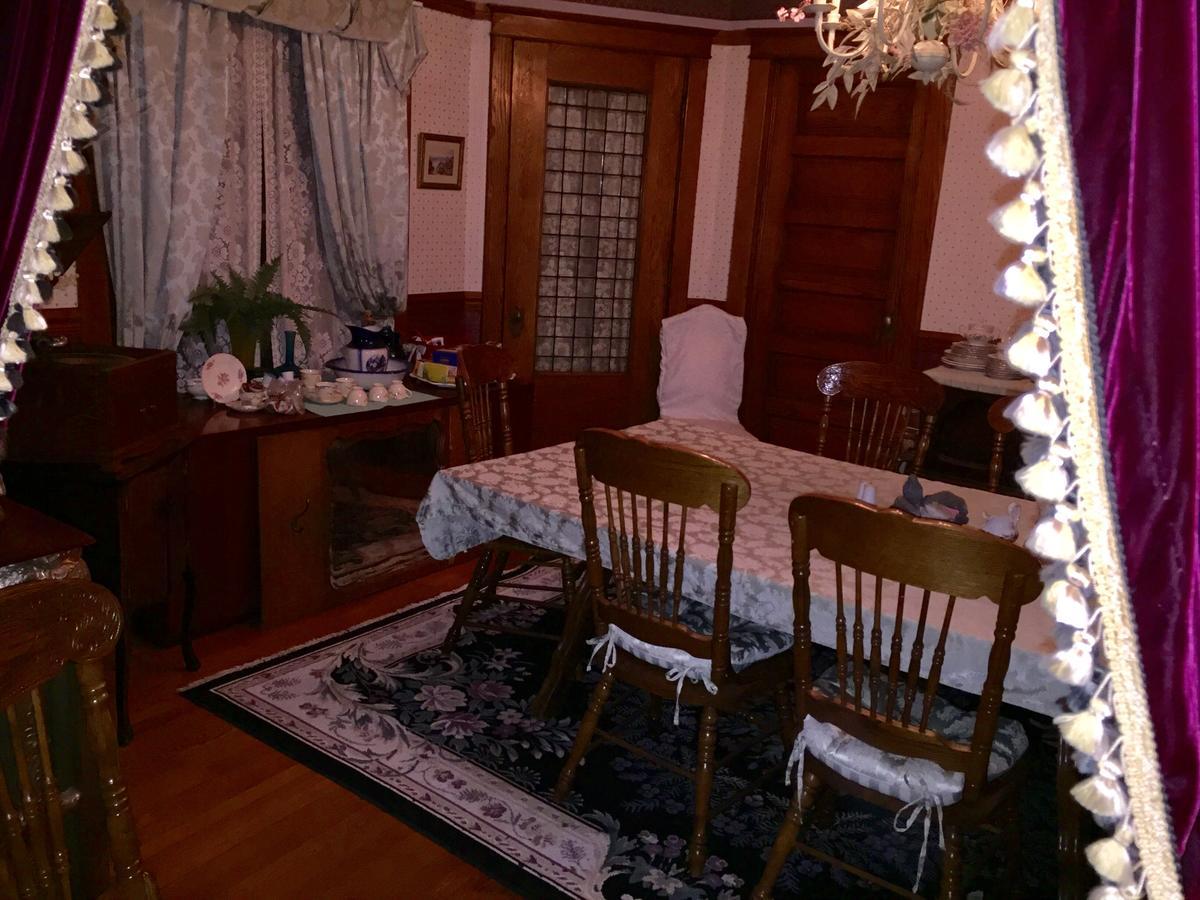 Scarlett House Victorian B & B Janesville Esterno foto