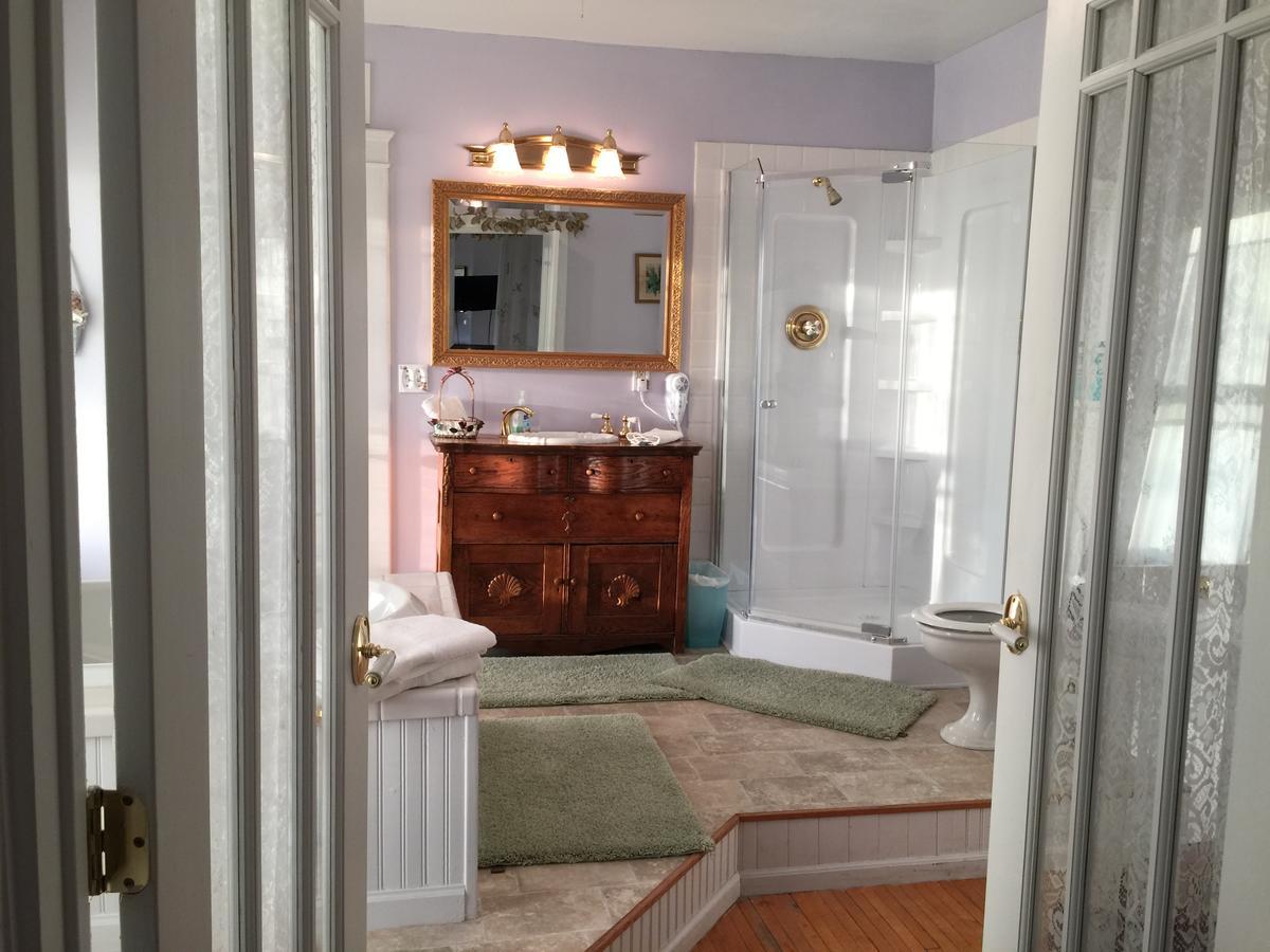 Scarlett House Victorian B & B Janesville Esterno foto